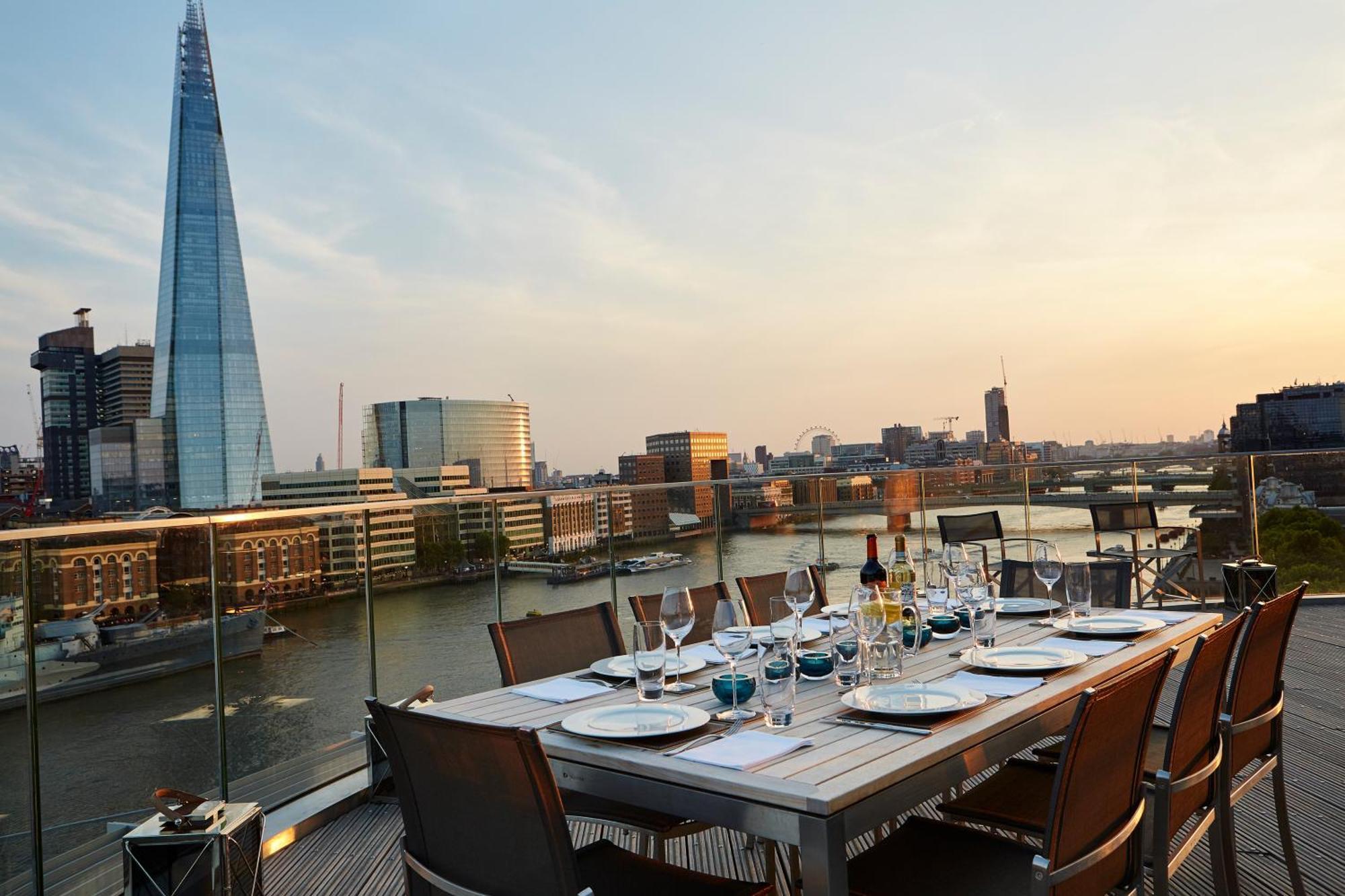 Cheval Three Quays At The Tower Of London Aparthotel Exterior foto