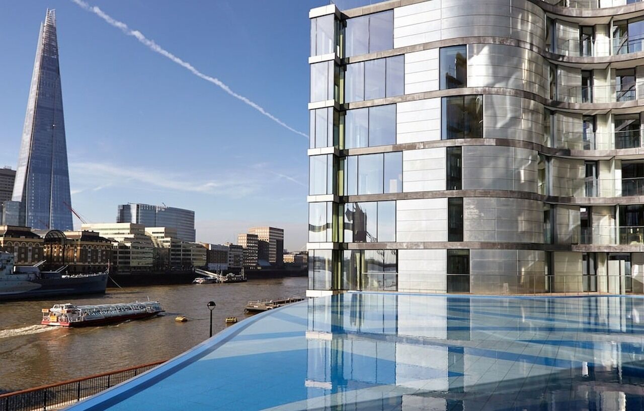 Cheval Three Quays At The Tower Of London Aparthotel Exterior foto